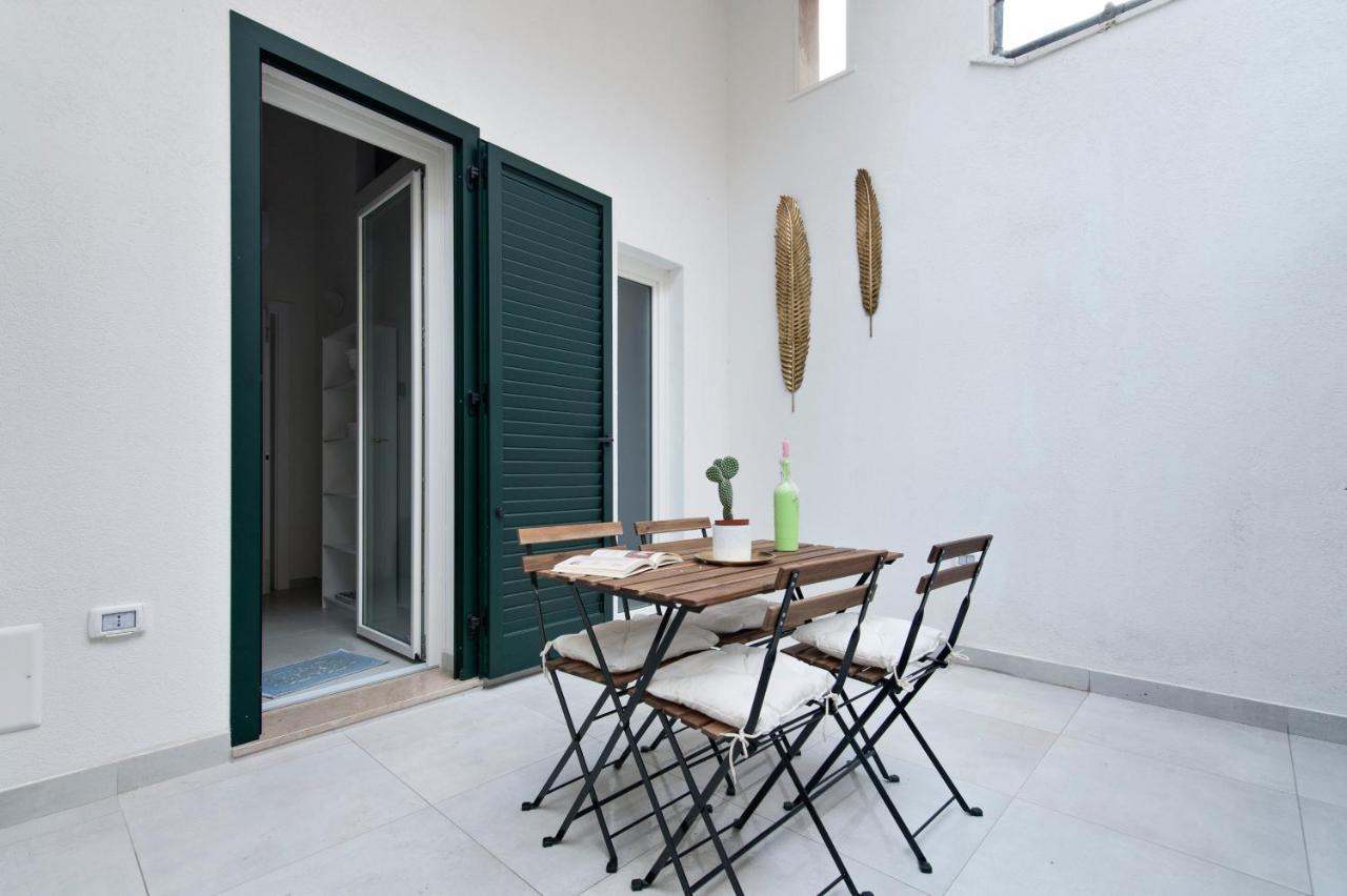 La Galla House - Sit Apartment Lecce Exteriör bild